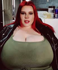 tits - Enormous British Boobs