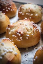 Mouna Brioche Agrumes Huile D Olive Brioche Agrumes Confiture De Coing