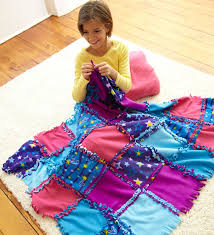 Fleece Starry Sky Knot A Quilt No Sew Craft Kit For Kids 10 Years Old Ages Hearthsong Craft Kits For Kids Sewing Fleece Craft Kits