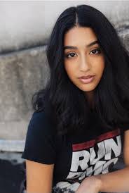 Madison Elizabeth's Instagram, Twitter & Facebook