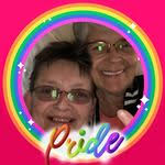 Linda Cohoon's Instagram, Twitter & Facebook