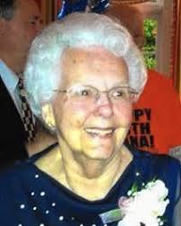 Marjorie P. Aumann, who worked for 20 years in family fur and ladies  apparel business, dies