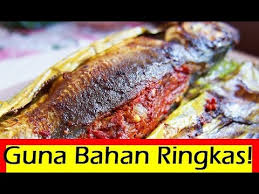 Sebelum sumbat dengan sambal kelapa tu, lumur sikit dengan garam. Resepi Cencaru Sumbat Sambal Cencaru Bakar Sumbat Simple Step By Step Youtube