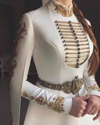 Fashion Hashtag On Instagram Photos And Videos Outfit Fantasie Kleider Konigliche Kleider
