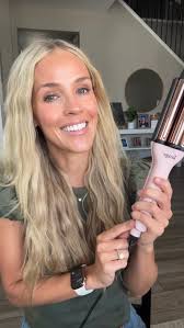 Every time I wear my hair this way I get compliments! You guys grab this  waver! It’s 2 sizes in one and the best!!, 💗 Comment WAVER for link 💗,  #hairwaver #wavyhair #beachyhair #easyhairstyles ...