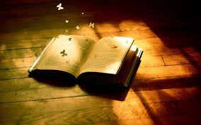 Il 23 aprile è la giornata mondiale dedicata al libro e ai diritti d'autore, patrocinata dall'unesco per promuovere la lettura, la pubblicazione dei libri e la protezione della i dati provenienti dal settore dell'editoria italiana sono finalmente incoraggianti. Frasi E Immagini Sulla Giornata Mondiale Del Libro Le Piu Belle Del 23 Aprile 2021 Alphabetcity