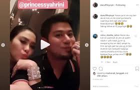 Check spelling or type a new query. Syahrini Wanita Salihah Nempel Manja Ke Pria Lain Meski Sudah Bersuami Tak Jadi Masalah