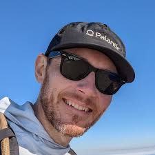 Hire freelance SEO professionals in Canada