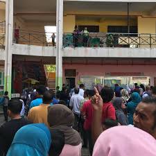 Smk jawi memulakan tahun pertama peperiksaan. Sek Keb Saujana Utama Saujana Utama
