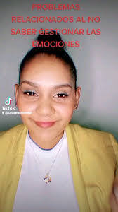 Luz Mota's Instagram, Twitter & Facebook