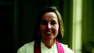 Reverend Caroline Edge announces retirement