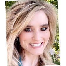 Heidi Katz's Instagram, Twitter & Facebook