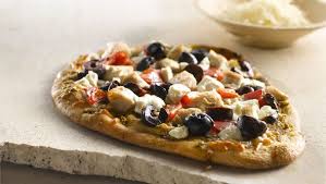 Grilled Chicken Pesto And Two Cheese Naan Pizza Naan Pizza Grilled Pesto Chicken Dinner Sandwiches