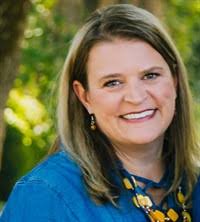 Julie Checketts's Instagram, Twitter & Facebook