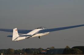 Ein segelflugzeug ist ein für den segelflug konstruiertes luftfahrzeug. Unser Verein