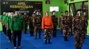 Namun karena h mengetahui keduanya bukan seorang aparat, niat mempersekusi itu akhirnya tak terbendung. Ansor Dan Banser Sragen Ikuti Apel Kebangsaan Secara Virtual Tribun Jateng