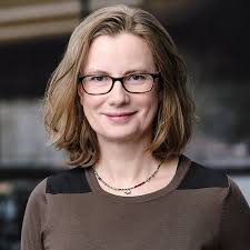 Valerie Cullen's Instagram, Twitter & Facebook