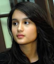 Asian Girls Cinta Laura