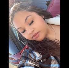 Where to find cinnamon rolls in Dinuba?