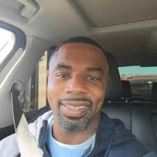 Warren Griffith (@warreng1w)