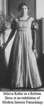 Pin By Anca Mic On Artistic Dress Tea Gown Fashion Edwardian Gowns