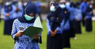 Ketika akan membuat sebuah surat lamaran, pelamar biasanya juga menyertakan posisi atau jabatan yang dia inginkan di dalam surat lamaran terebut. Formasi Cpns Klhk 2021 Pdf Contoh Surat Lamaran Surat Pernyataan Tirto Id