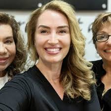 Felicia Moran's Instagram, Twitter & Facebook