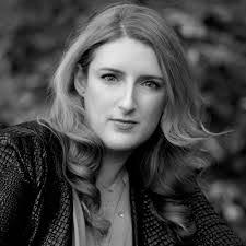 Natasha Simons's Instagram, Twitter & Facebook