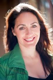 How 40 Successful Entrepreneurs Outsource Work To Virtual Assistants!