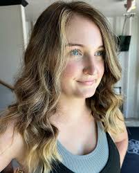 Lauren Applegate (@lauren.hairbreak) • Instagram photos and videos