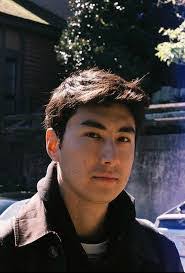 Alex Russell's Instagram, Twitter & Facebook