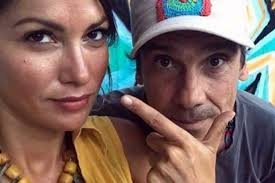 Το παιδί μου δεν είναι του manu chao. H Klelia Renesh Gennhse Mpampas O Manu Athens Voice