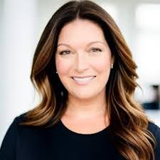 Tami Nutt's Instagram, Twitter & Facebook