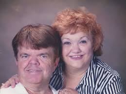 Fundraiser for Debbie Christensen by Bobbi Warren : Debbie & Junior need  a"Little" help