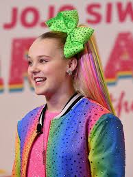 Joelle joanie jojo siwa (born may 19, 2003) is an american dancer, singer, actress, and youtube personality. Here S What Jojo Siwa Looks Like Without Her Iconic Ponytail See Video Allure
