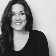 Shelby Goldsmith's Instagram, Twitter & Facebook