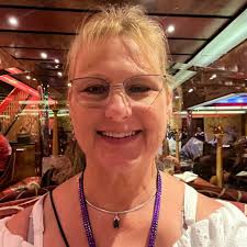 Happy Birthday to my beloved daughter Azriel! 32 years old today! I love  you and always want the best for you❤️🎂🎉🥳🎈