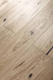 Serein White Oak 7 1 2 Oak Wood Floors Engineered Hardwood Oak Hardwood Flooring