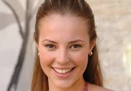 Paolla oliveira was born on april 14, 1982 in são paulo, são paulo, brazil as caroline paola oliveira da silva. Paolla Oliveira Oliveira Atriz Brasileira