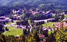 Turism brasov zona cheile risnoavei si stina turistica din poiana mica, poiana brasov. Activitati