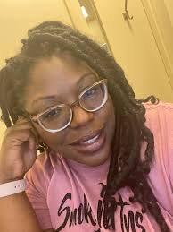 Good morning group. 52 Chesterfield. My fix is live bands and parks. Travel  when I can and just enjoy life. Appreciate intelligent conversations. I'm a  car guy Don't hesitate to say hello.