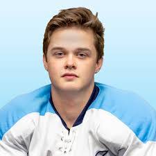 Robin Kwon's Instagram, Twitter & Facebook