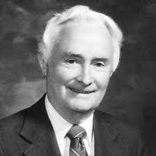 Charles 'Hank' Spaulding '51, longtime MIT Corporation member, dies at 84