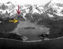 The scientists estimate a potential volume of collapsing material could be as high as 500 million cubic meters, and with a potential energy roughly 10 times greater than any of the previous events in alaska. 1958 Lituya Bay Earthquake And Megatsunami Wikipedia