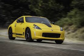 The 2018 Nissan 370z Heritage Edition Features A Host Of Fresh Aesthetic Touches Nissan Z Nissan 370z Nissan