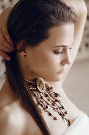 Smutny orientalny robin zdjęcie stock. Obraz złożonej z uchwyt