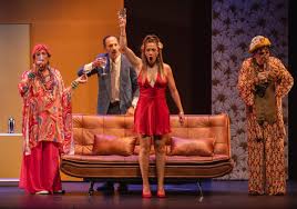 2.100 estudiantes disfrutan de 'Maribel y la extraña familia'