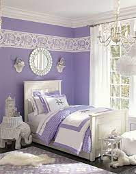 Other than white, purple is also great when it's combined with a darker color like black. Girl Room A Bit Plain Purple Bedroom Design Purple Bedrooms White Girls Rooms