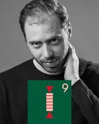 NEUNTES TÜRCHEN UNSERES ADVENTSKALENDERS 🇩🇪 Heute öffnet sich ein  Adventstürchen im festlichen Erzgebirgsschimmer: Unter dem Titel GOLDENE  STIMMEN