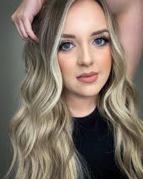 Natalie Holcomb (@natalieholcomb.hair) • Instagram photos and videos